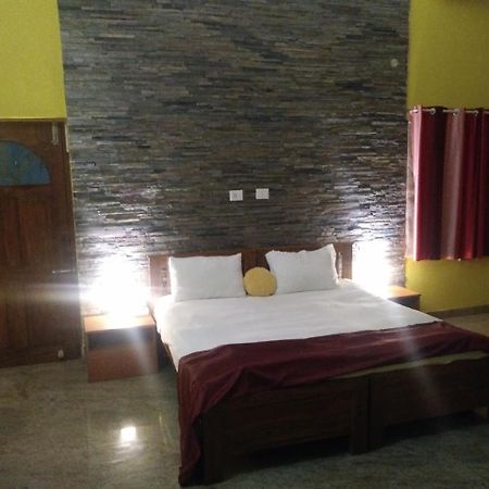 Royale Achaya Bed & Breakfast Chennai Exterior photo